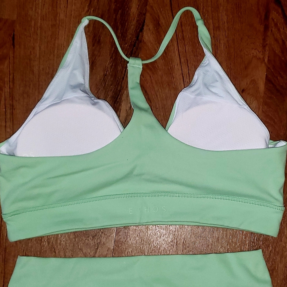 Work out set - Picture 3 of 3
